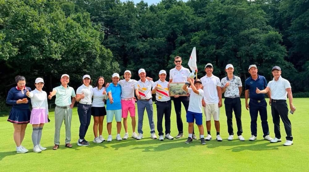 Việt Golf Club CZ làm nên lịch sử: Chính thức giành quyền thăng hạng Liga 1
